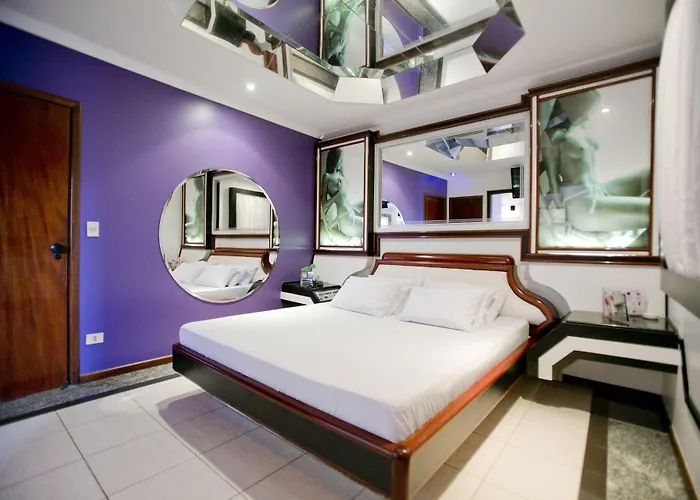 Rivieras Motel (Adults Only)